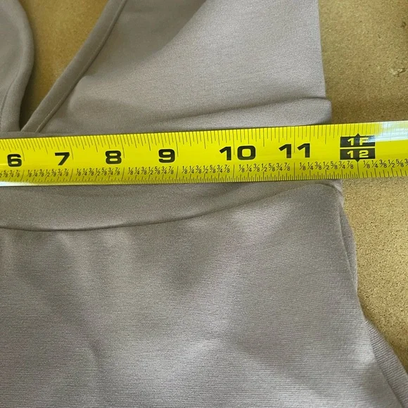 SLNGHR jumpsuit pale lavender size XS halter top - Picture 9 of 10